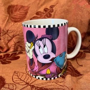 Disney Minnie Mouse Coffee Mug "Nobody Ever Said Looking This Good". 24 Oz